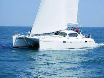 Yachtcharter Privilege 585 (5+1cab/4WC) Seitenansicht