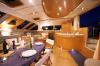 Yachtcharter privilege585salon