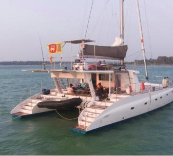 Yachtcharter ceycat53