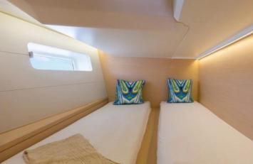 Yachtcharter jeanneau 54 aft cabin1