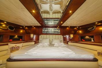 Yachtcharter perladelmar2 cab2.jpg