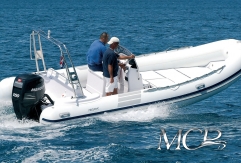 Yachtcharter predator680