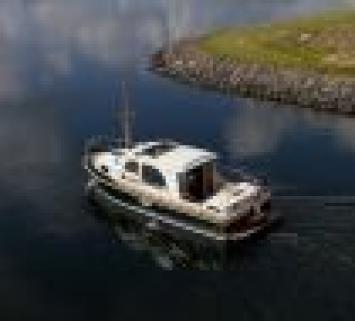 Yachtcharter ClassicSturdy28.9 Sedan Seite/Heck