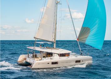 Yachtcharter lagoon 42 4cab top