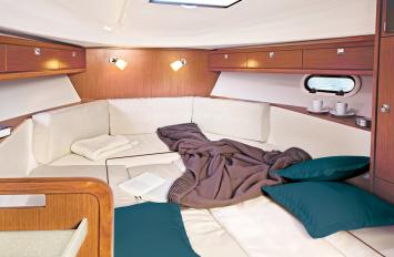 Yachtcharter Bavaria S29 1cab inner