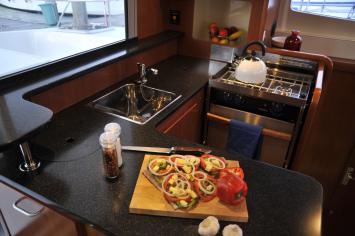 Yachtcharter moorings3900 galley