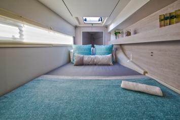 Yachtcharter Moorings 4000 cabin