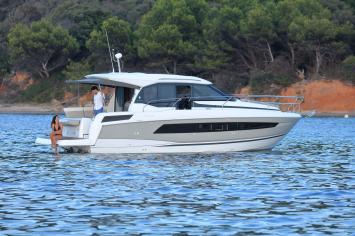 Yachtcharter NC 33 2cab back