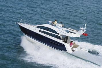 Yachtcharter fairline squadron 42 01