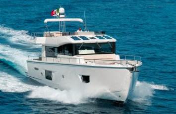 Yachtcharter 03_Cranchi_Trawler_EXT_13 ndhi3uhbck4fwt86r9xurv6s37qn7h3gavd84fmv14