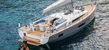 Yachtcharter Oceanis 46.1 5cab back