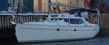 Yachtcharter Pilot Saloon 43