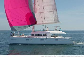 Yachtcharter Lagoon 620 Seitenansicht 5 Cab 5 WC