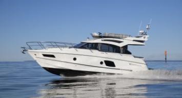 Yachtcharter Grandezza 40 FLY_IMG_8731 1 370x200