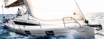 Yachtcharter Azuree 33C