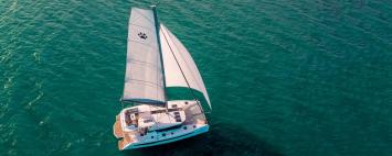 Yachtcharter Leopard50 4cab top