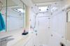 Yachtcharter Leopard43 PC 3cab bathroom