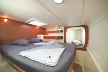 Yachtcharter leopard434 4cab cabine
