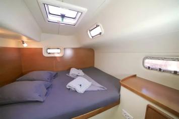 Yachtcharter leopard434 4cab bedroom1