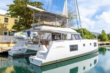 Yachtcharter nautitech46 fly 4cabin bedroom