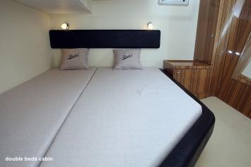 Yachtcharter mirakul40 hartop 3cab cabin