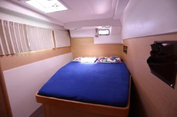 Yachtcharter Lagoon 400 3cab OV cabin