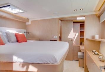 Yachtcharter Lagoon 560 4cab cabin