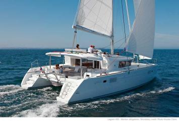 Yachtcharter Lagoon450S 3Cab top