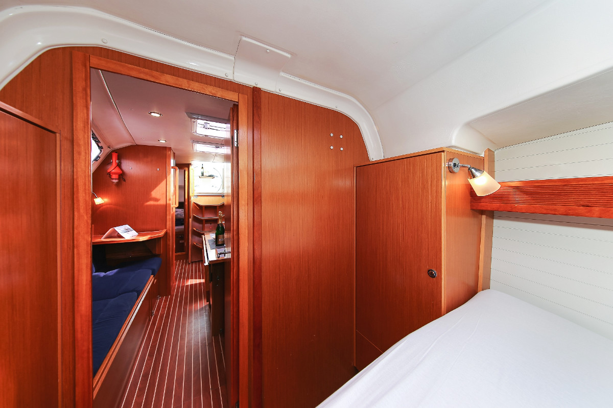 Yachtcharter Bavaria 35 cruiser 3cab cabin