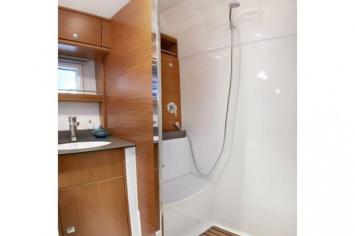 Yachtcharter Bavaria 39 sport HT 2cab wc