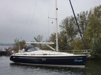 Yachtcharter Bavaria 42 Customline 3cab top