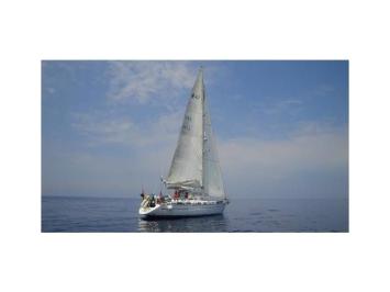 Yachtcharter Bavaria 42 Ocean 2cab top