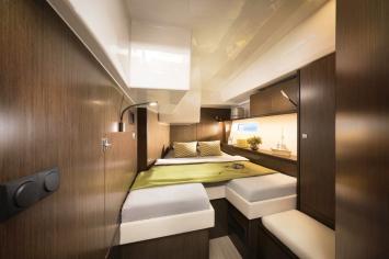 Yachtcharter Bavaria C57 style 5cab cabin