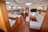 Yachtcharter Bavaria Cruiser 51 3cab salon