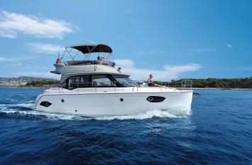 Yachtcharter Bavaria E40 sedan 2cab top