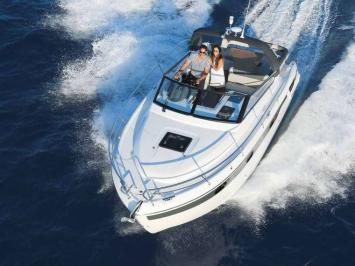 Yachtcharter Bavaria S30 1cab top