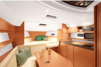 Yachtcharter Bavaria sport 31 1cab salon