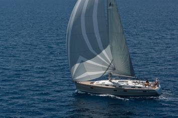 Yachtcharter Bavaria 50 Cruiser 5cab top