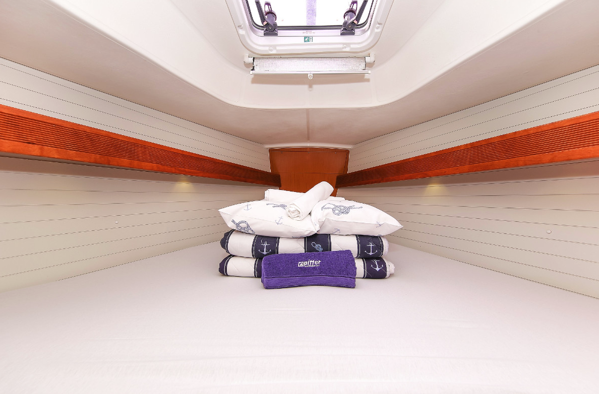 Yachtcharter Bavaria 35 cruiser 3cab cabin