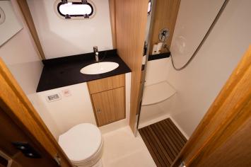 Yachtcharter Bavaria 38 sport 2cab wc