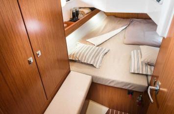 Yachtcharter Bavaria 34 2cab cabin