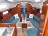 Yachtcharter Oceanis 321 2cab salon