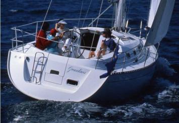 Yachtcharter Oceanis 321 3cab back