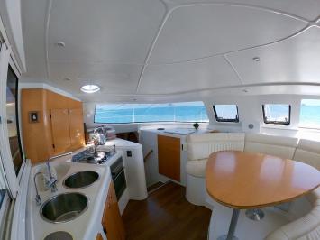 Yachtcharter Lavezzi 40 3cab pantry