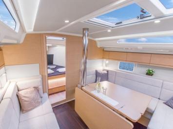 Yachtcharter Hanse418 10