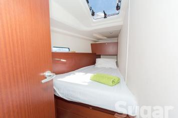 Yachtcharter Hanse455 18