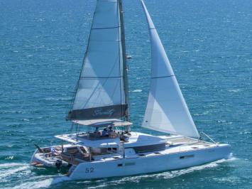 Yachtcharter Lagoon52 4Cab outer