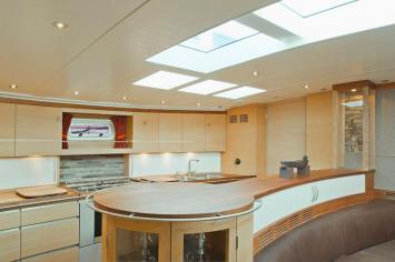 Yachtcharter Opus68 11