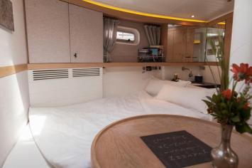 Yachtcharter Opus68 18