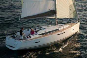 Yachtcharter sun odyssey 409 3cab outer